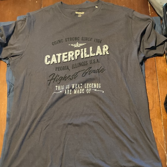 CAT merchandise lot 2 shirts one hat - Picture 4 of 4